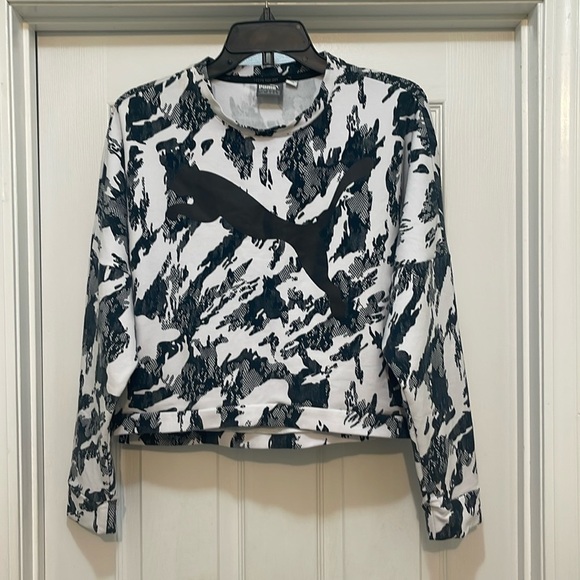 Puma - Crewneck cropped athletic top - black & white camo - logo - size L/G - Picture 1 of 7